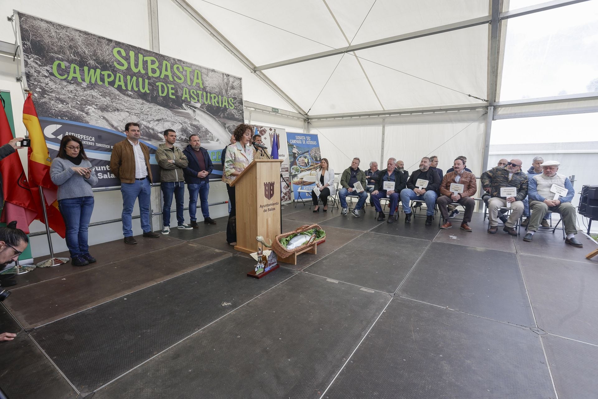 Así ha sido la emocionante subasta del Campanu de Asturias