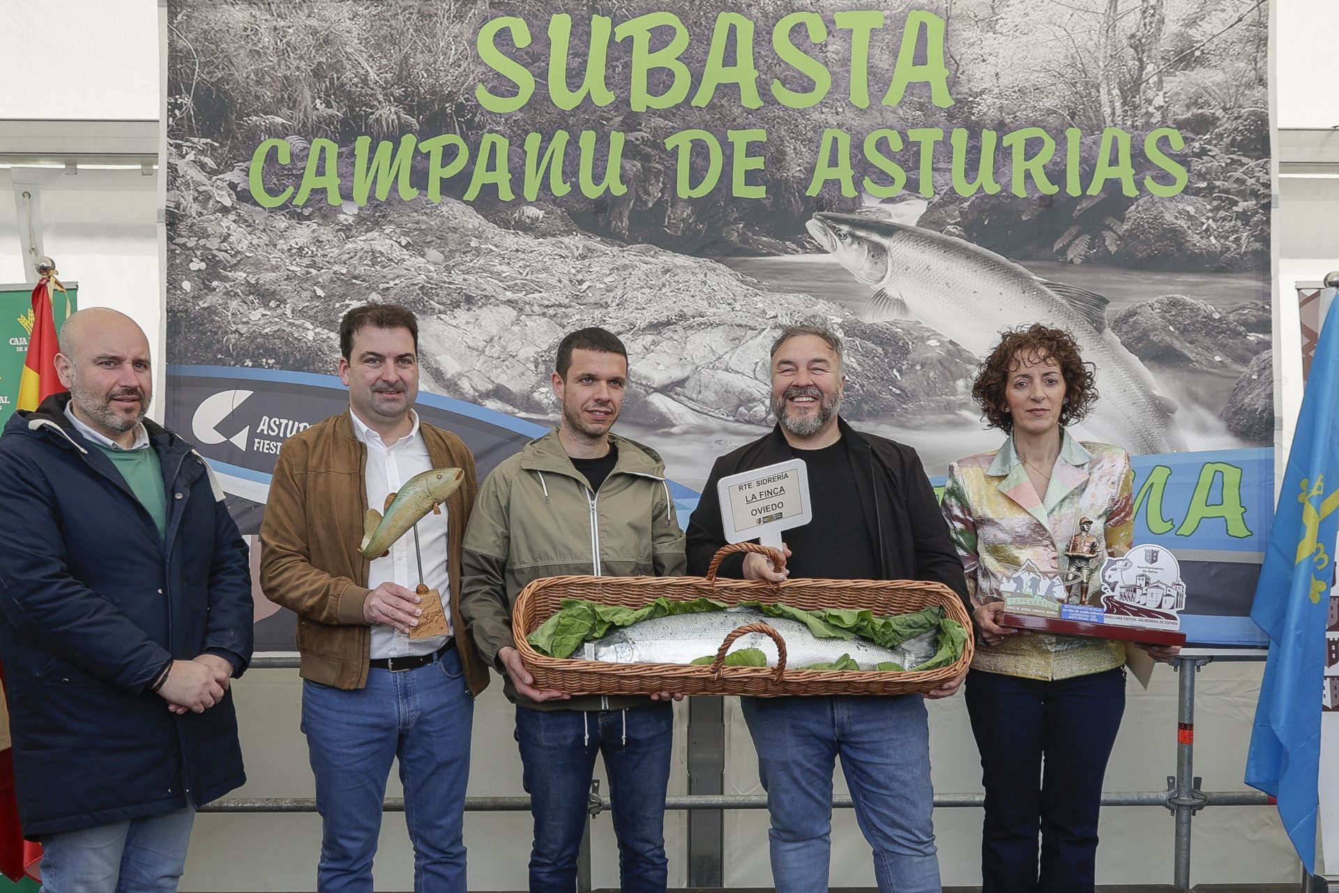 Así ha sido la emocionante subasta del Campanu de Asturias