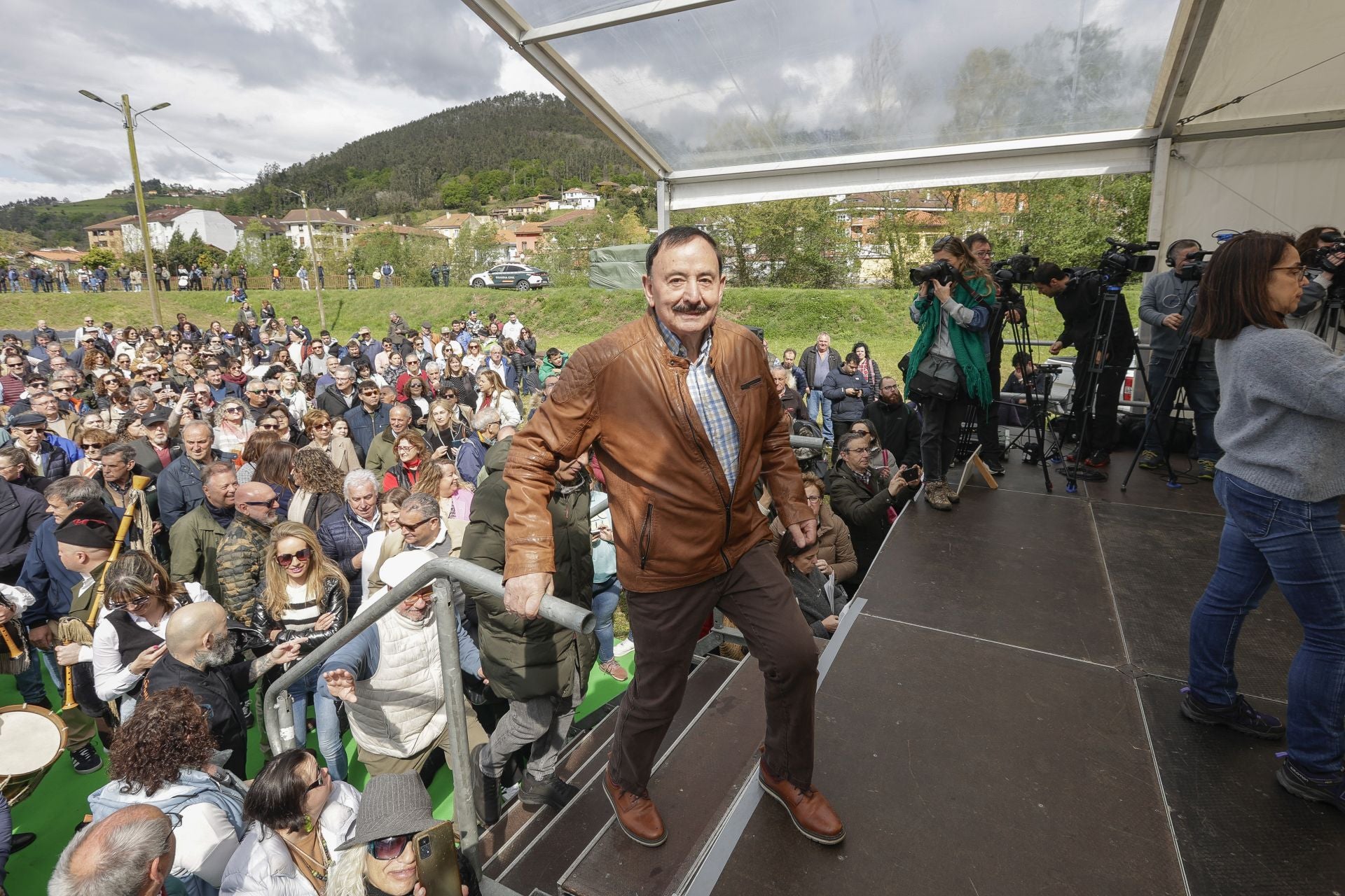 Así ha sido la emocionante subasta del Campanu de Asturias