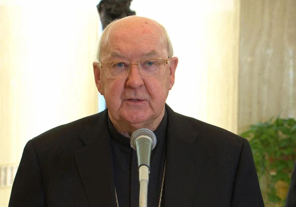 Quién es el camarlengo del Papa Francisco que asume el poder de la Iglesia hasta la celebración del cónclave