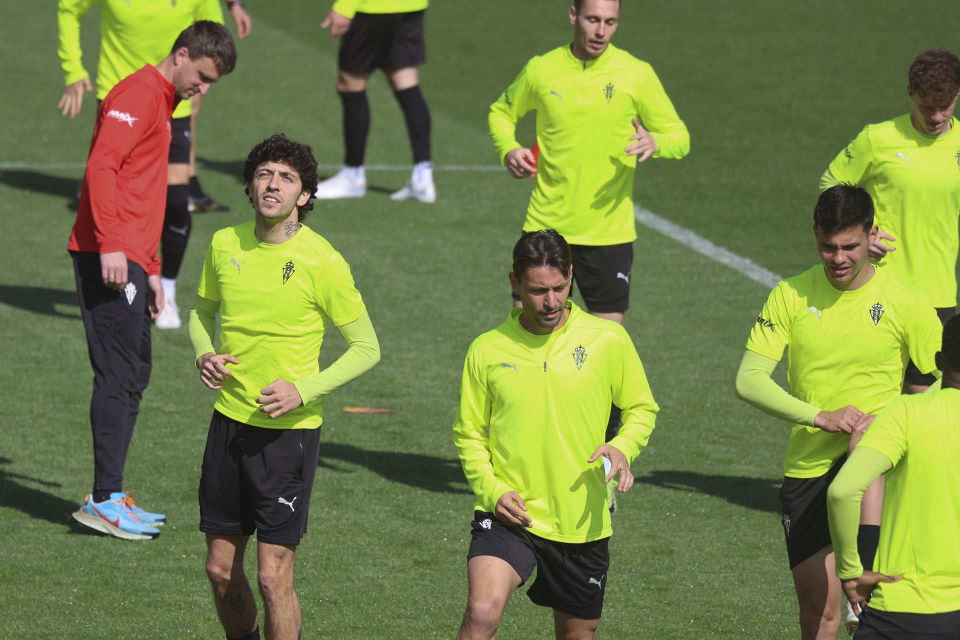 Entrenamiento del Sporting de Gijón en Mareo: próxima parada a Cádiz