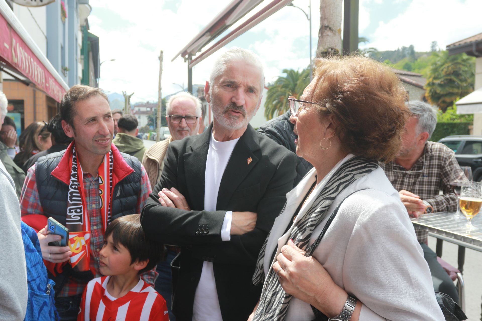 Primer encuentro de aficionados del Sporting de Gijón en Cangas de Onís
