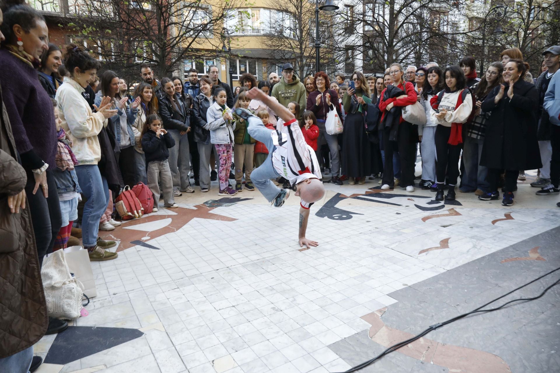 &#039;Escena en danza&#039; conquista Gijón
