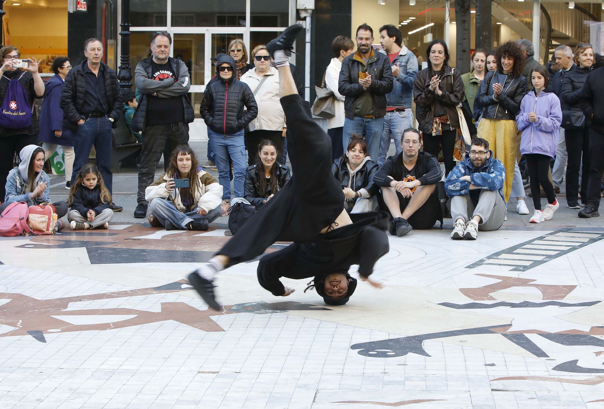 &#039;Escena en danza&#039; conquista Gijón