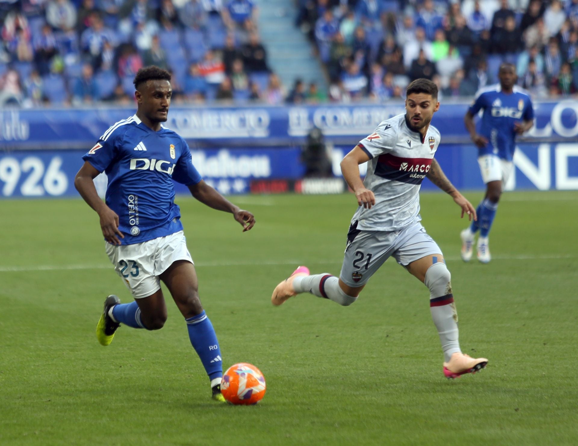 Las mejores imágenes del Real Oviedo - Levante