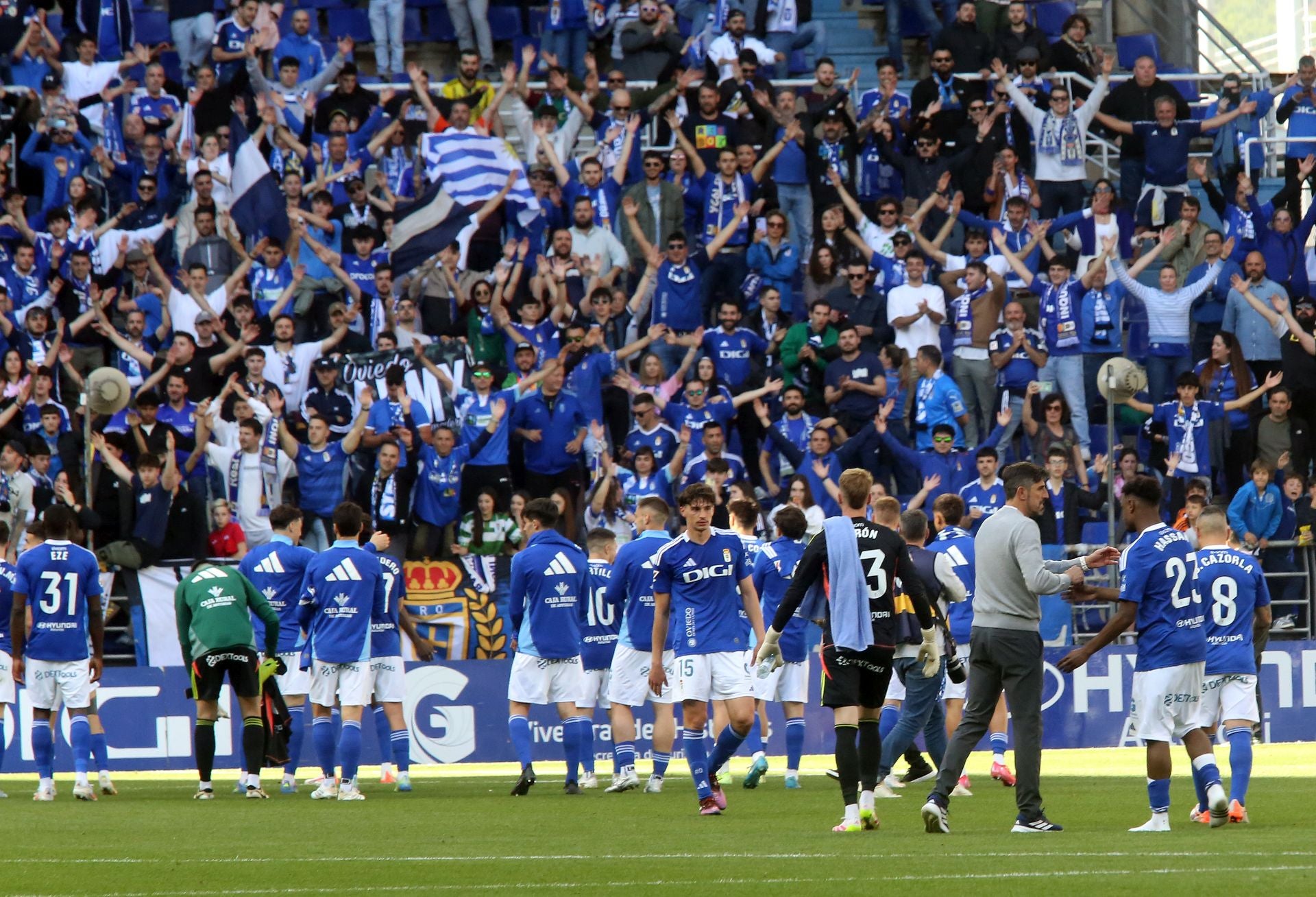 Las mejores imágenes del Real Oviedo - Levante