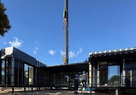 El proceso de ensamblaje de la vivienda en Torrelodones.