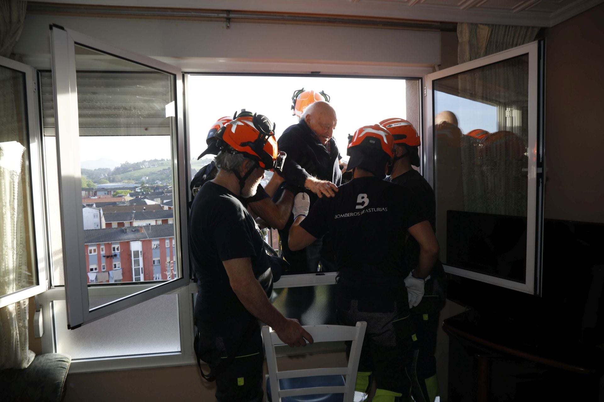 Fotos | Desconexión total: así se vivió el apagón en Asturias