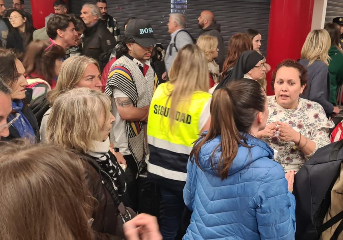 Llega a León el tren atrapado en la variante de Pajares