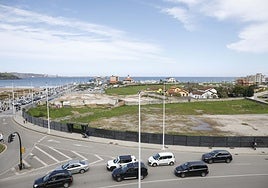 Vista de los terrenos de la Ería del Piles vistos desde la azotea del Hotel Abba Playa.