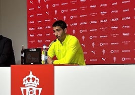 Cote, en la sala de prensa de Mareo.