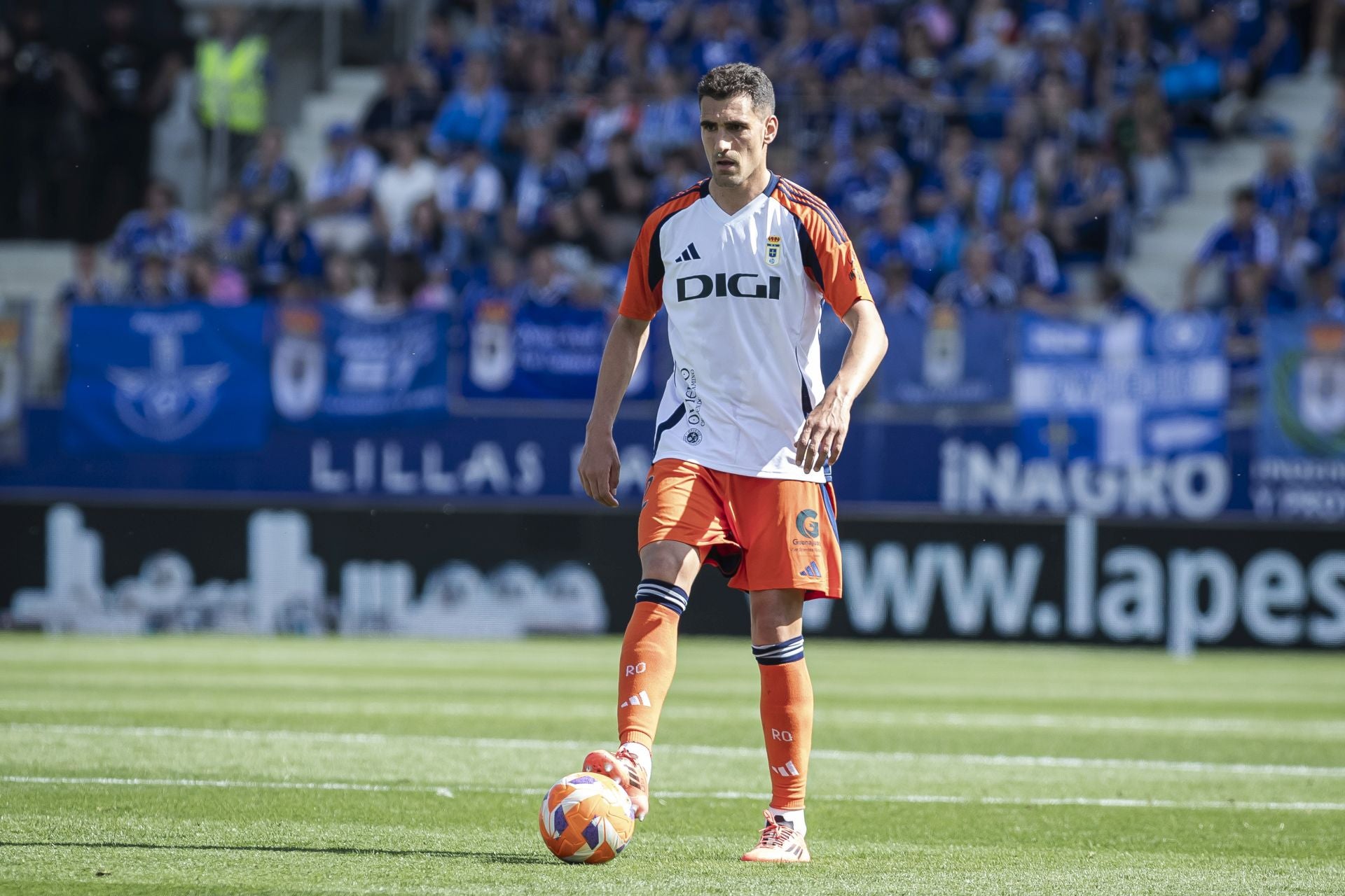 Fotos: Las jugadas del Huesca - Real Oviedo