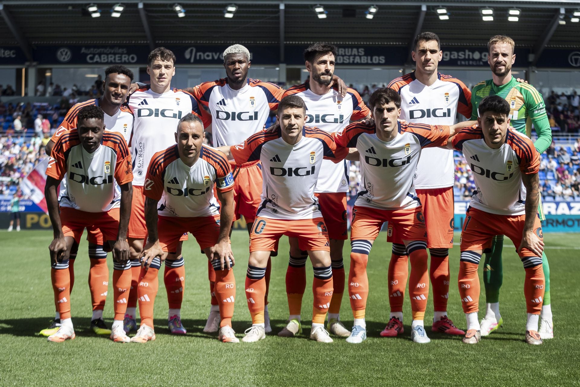 Fotos: Las jugadas del Huesca - Real Oviedo