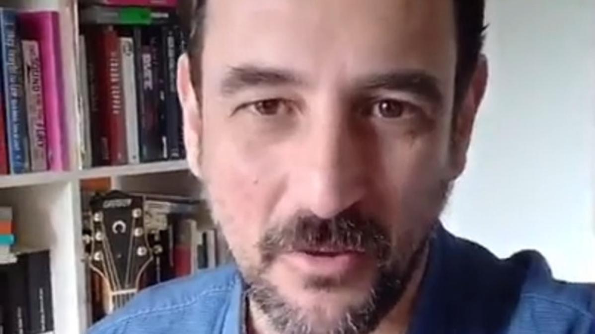 Igor Paskual, músico y escritor, felicita a EL COMERCIO