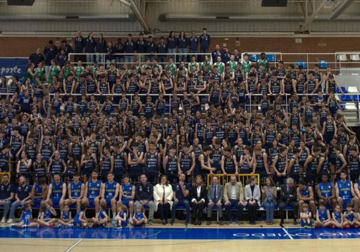 La magia de la familia del Oviedo Club Baloncesto