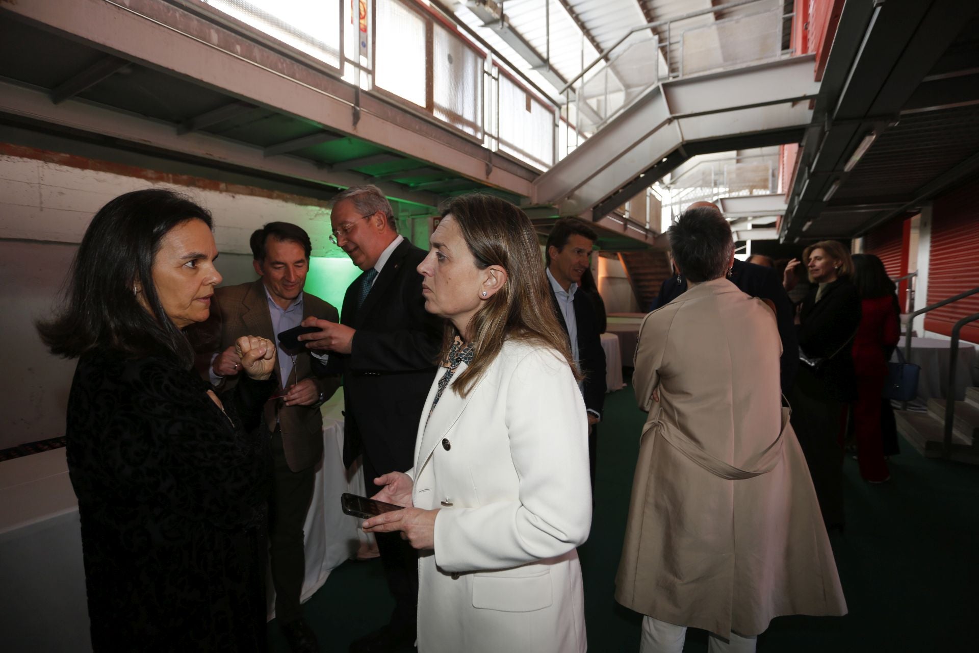 Los V Premios Industria 4.0 en las gradas de la tribuna oeste de El Molinón