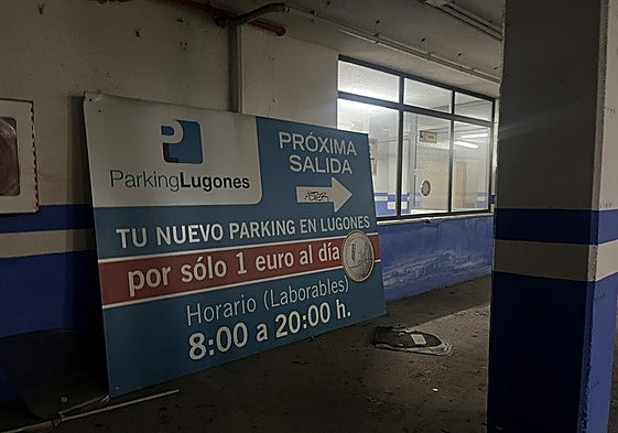 Entrada al aparcamiento soterrado de Lugones, que ha adquirido el Ayuntamiento de Siero.
