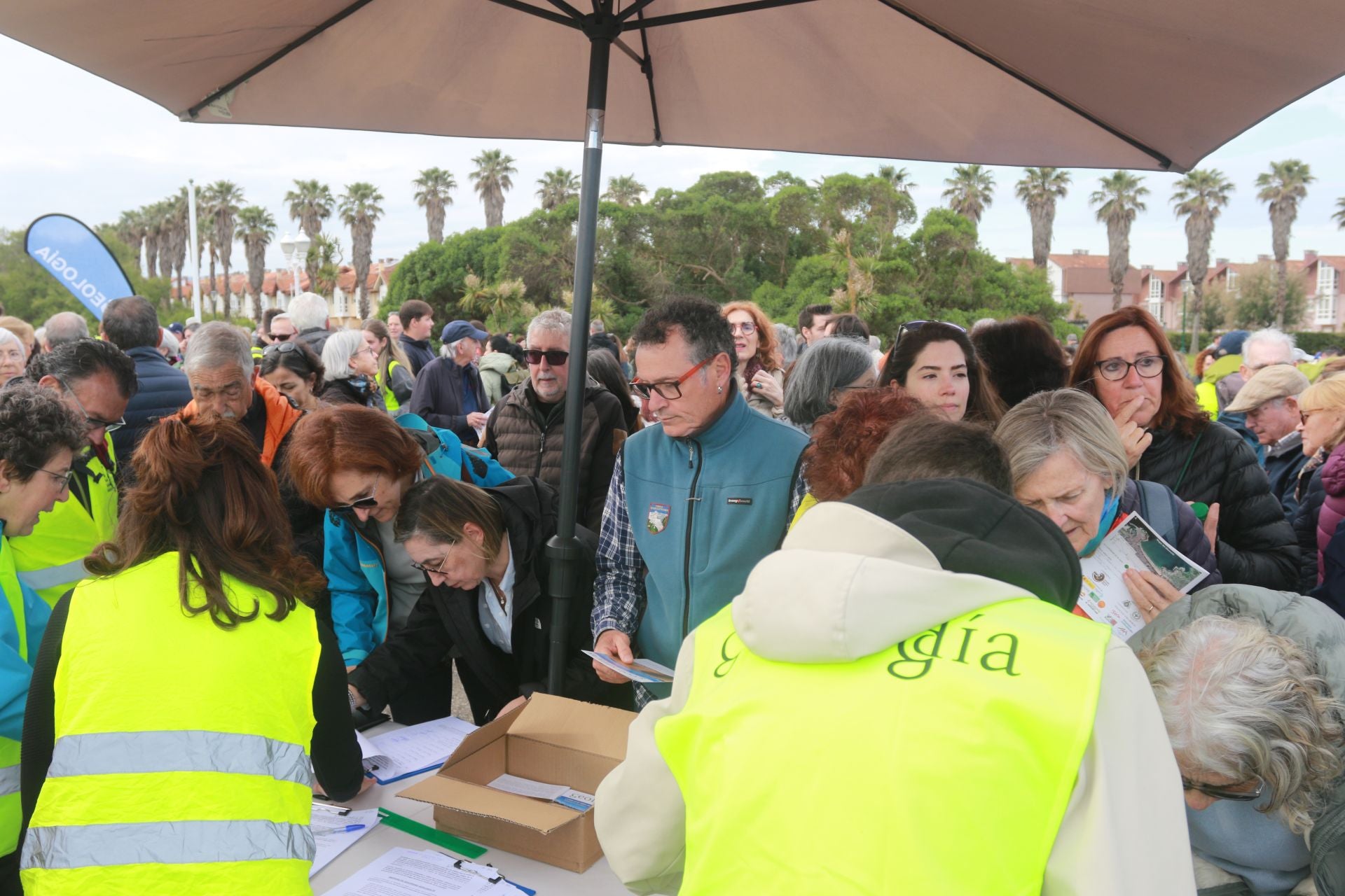 Clase desde la Lloca hasta el Elogio para conocer lo que esconde el suelo de Gijón