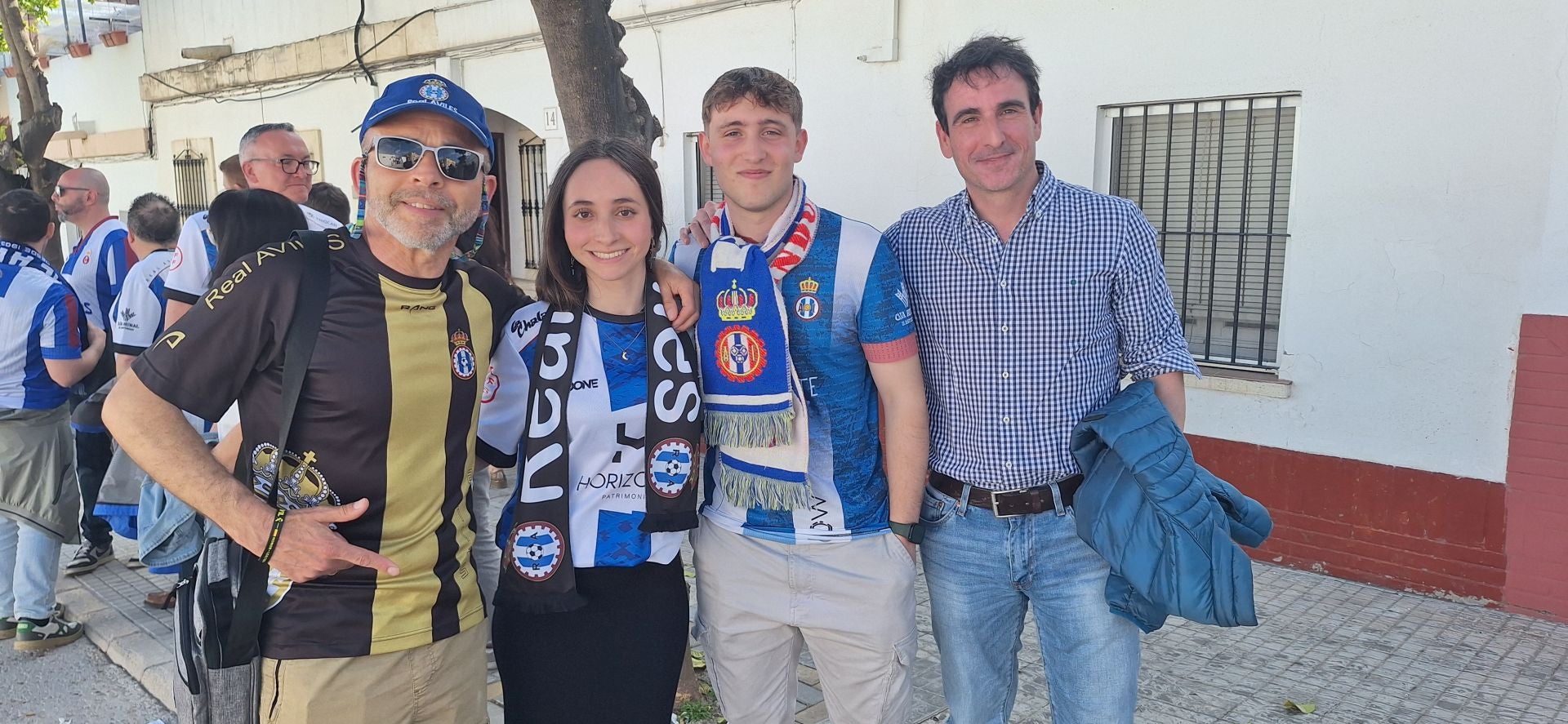 La afición del Real Avilés estuvo en Lebrija