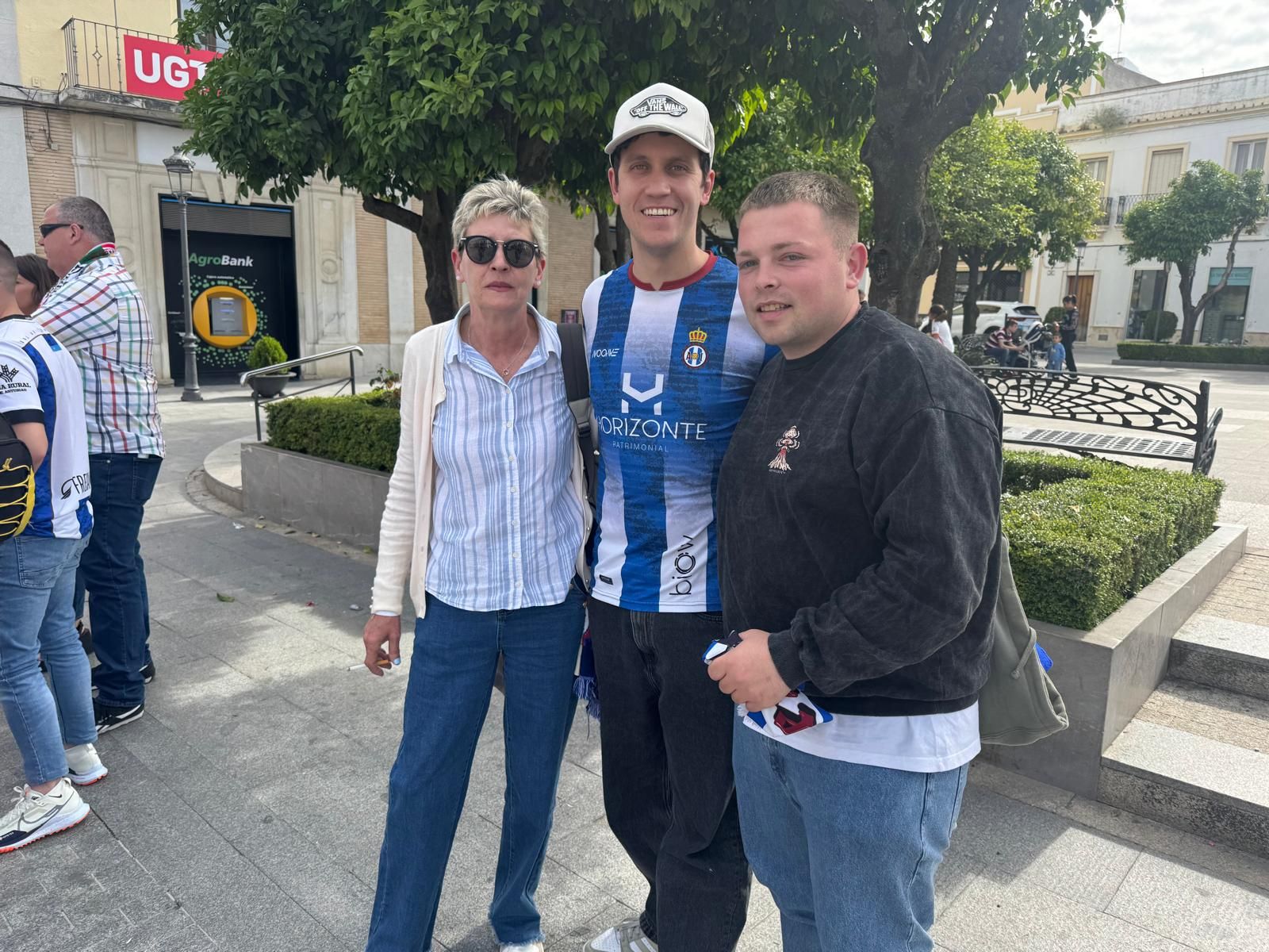 La afición del Real Avilés estuvo en Lebrija
