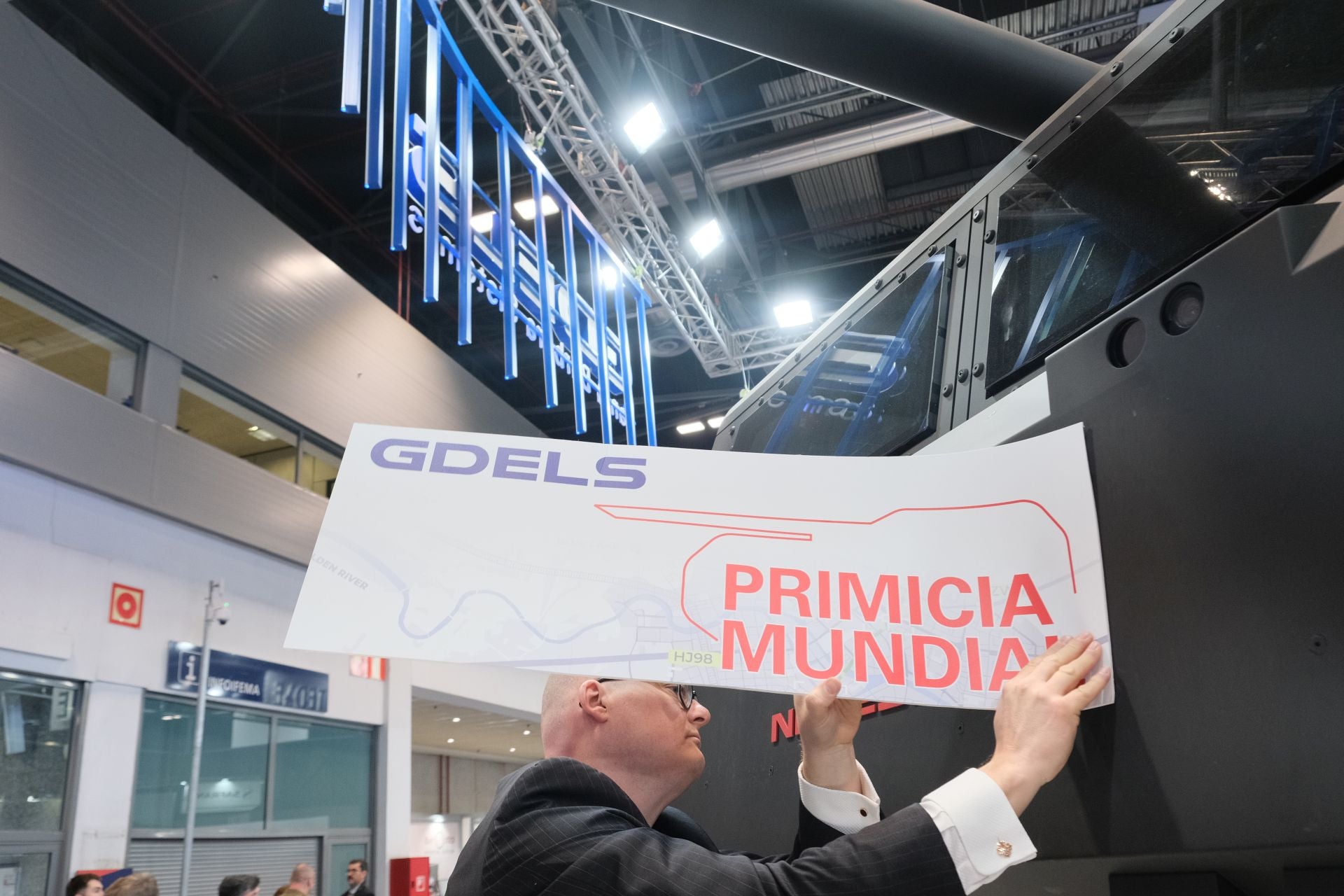 Las empresas asturianas de defensa se presentan en Feindef