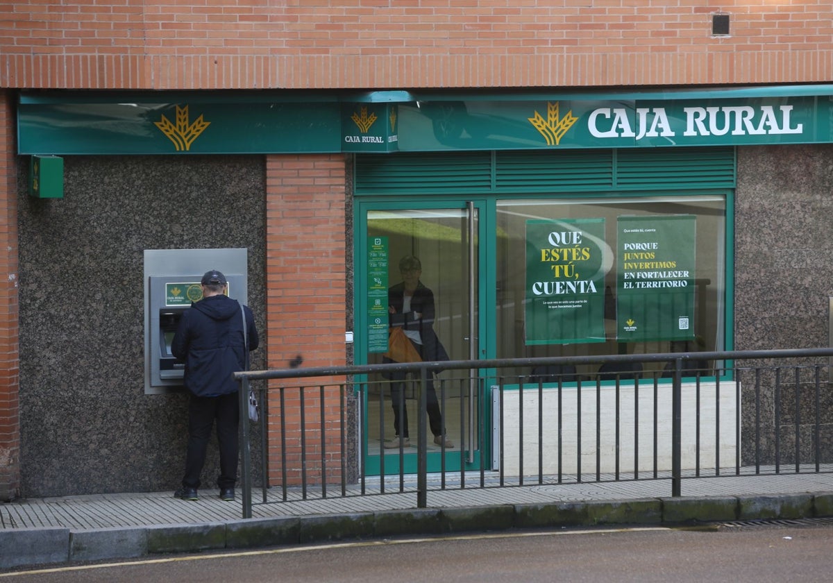 La sucursal bancaria de La Argañosa donde se produjo el atraco.