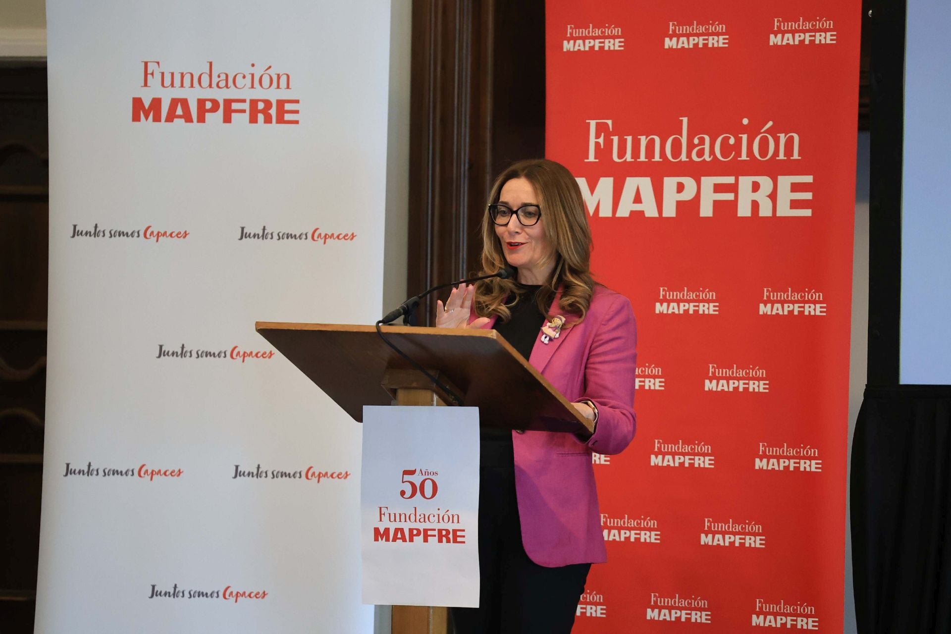 La Infanta Elena preside en Gijón la entrega de los premios de Fundación Mapfre