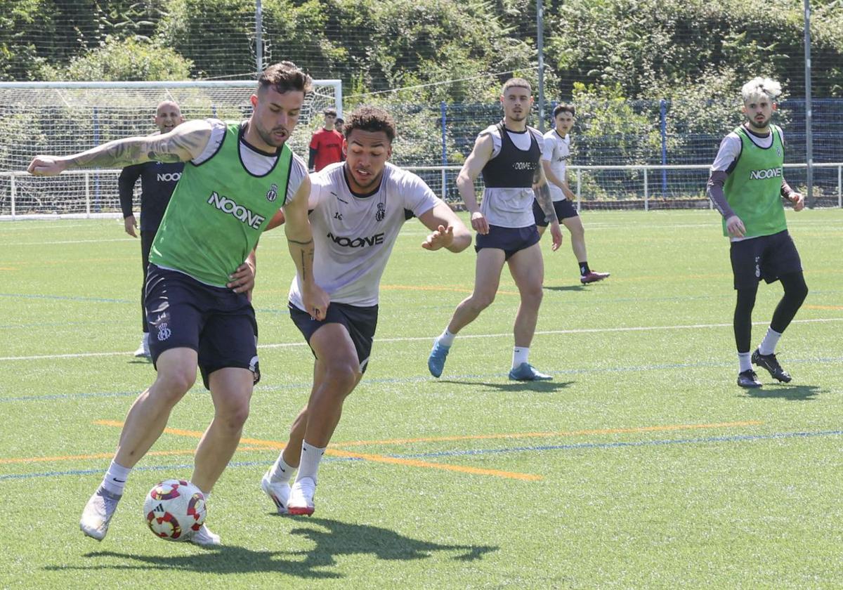 Kevin Bautista no se está pudiendo ejercitar junto al equipo esta semana.