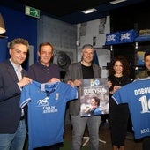 Javier Gayo, Vicente González-Villamil, César Martín, Aurelia Caraba y Carlos Muñoz, en la presentación del homenaje.