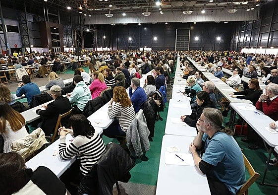 Convocatoria sanitaria del año pasado en el recinto de la Feria de Muestras de Gijón.