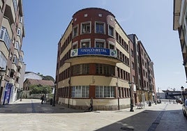 El edificio de la Fundación Metal que se será reformado para acoger las oficinas de empleo para Castrillón, Corvera, Illas y Gozón.