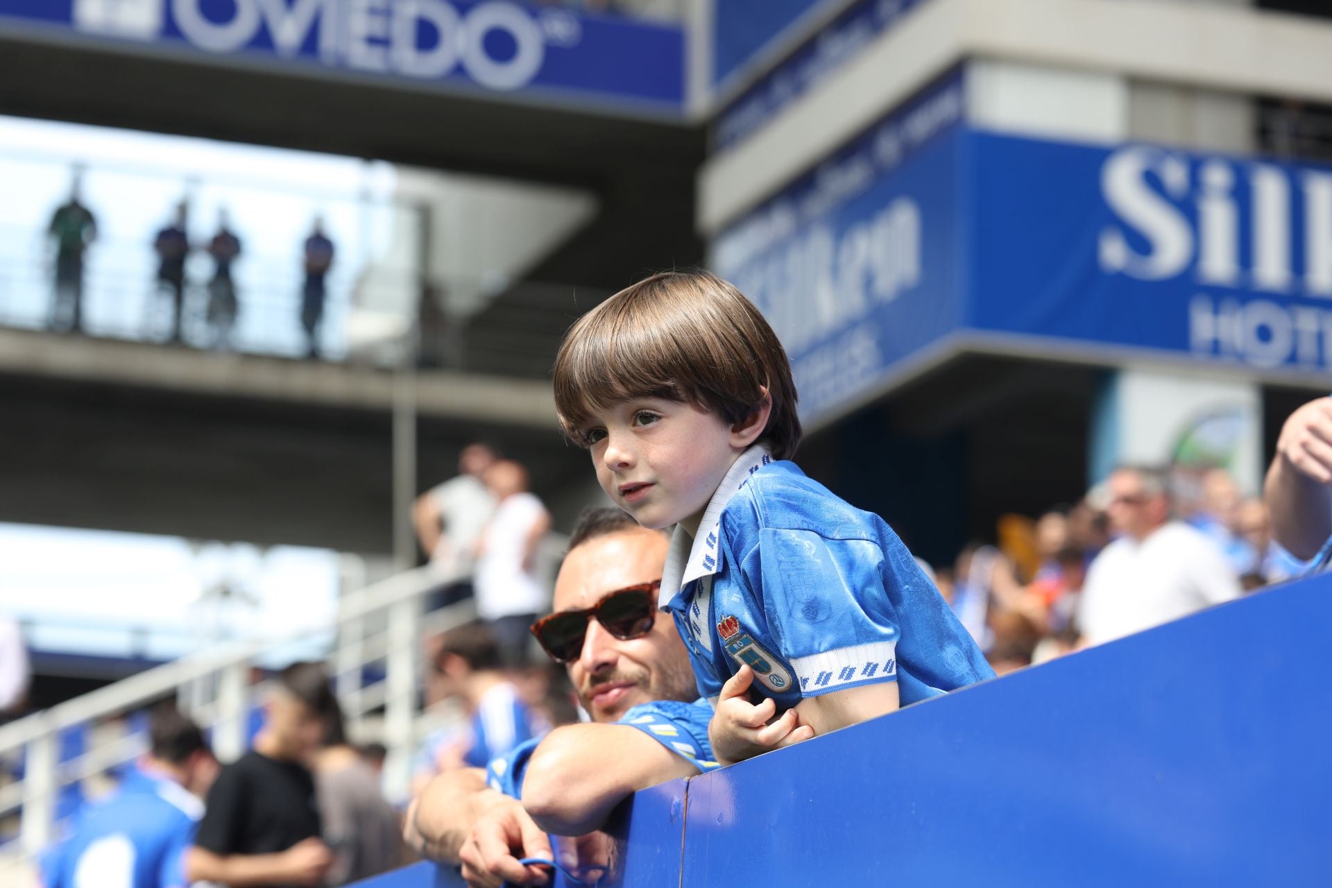¿Estuviste en el Real Oviedo - Zaragoza? ¡Búscate en las fotos!