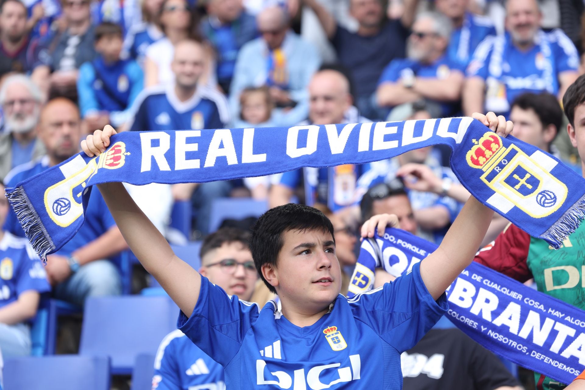 ¿Estuviste en el Real Oviedo - Zaragoza? ¡Búscate en las fotos!