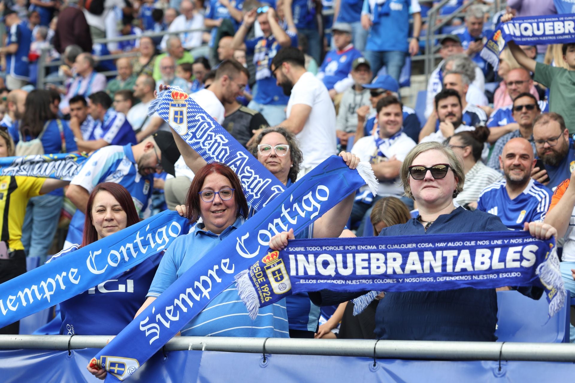 ¿Estuviste en el Real Oviedo - Zaragoza? ¡Búscate en las fotos!