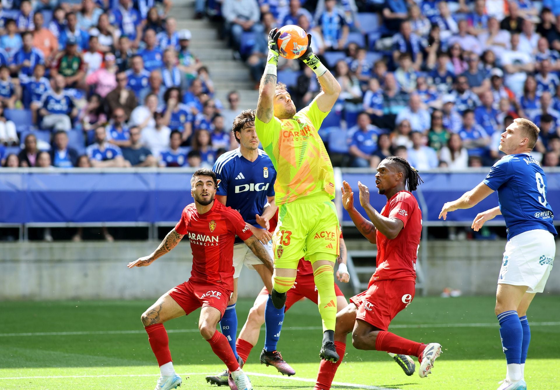 Las mejores imágenes del Real Oviedo 1-0 Real Zaragoza