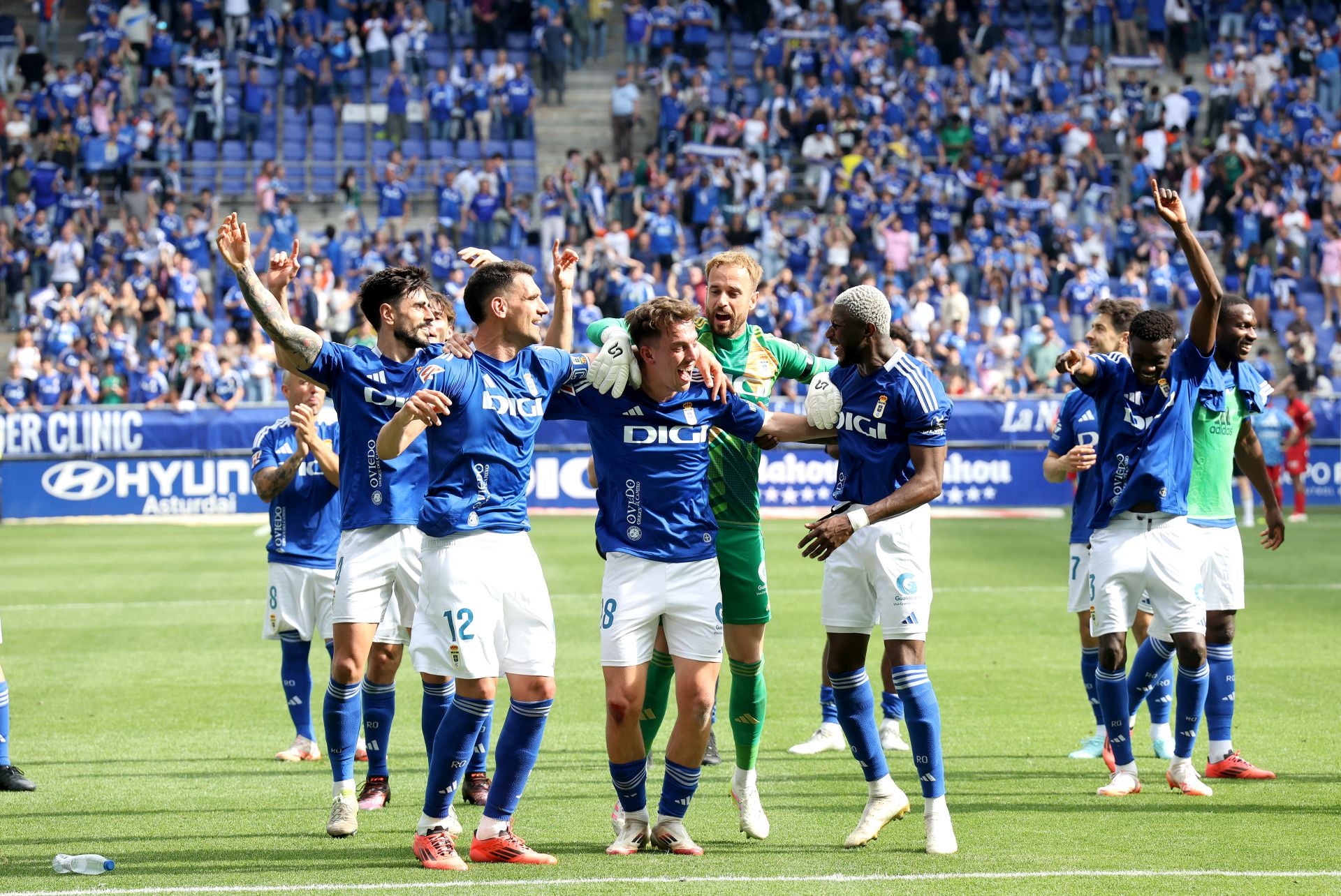 Las mejores imágenes del Real Oviedo 1-0 Real Zaragoza