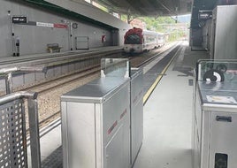 Un tren en Sama- Los Llerones.