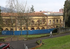 La plaza de toros de Buenavista, vallada por su mal estado. MARIO ROJAS