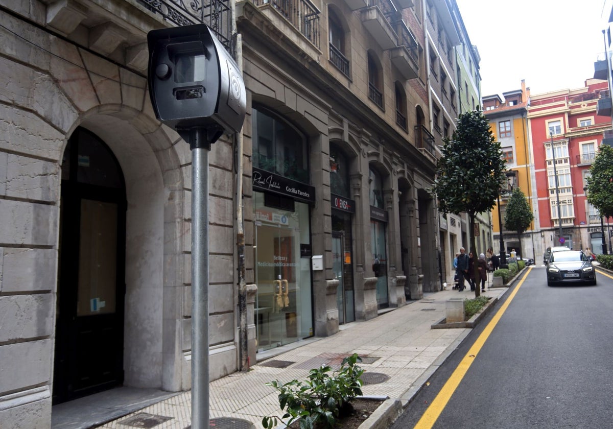 Vox exige al PP un informe técnico que avale la instalación de los nuevos radares de tráfico en Oviedo