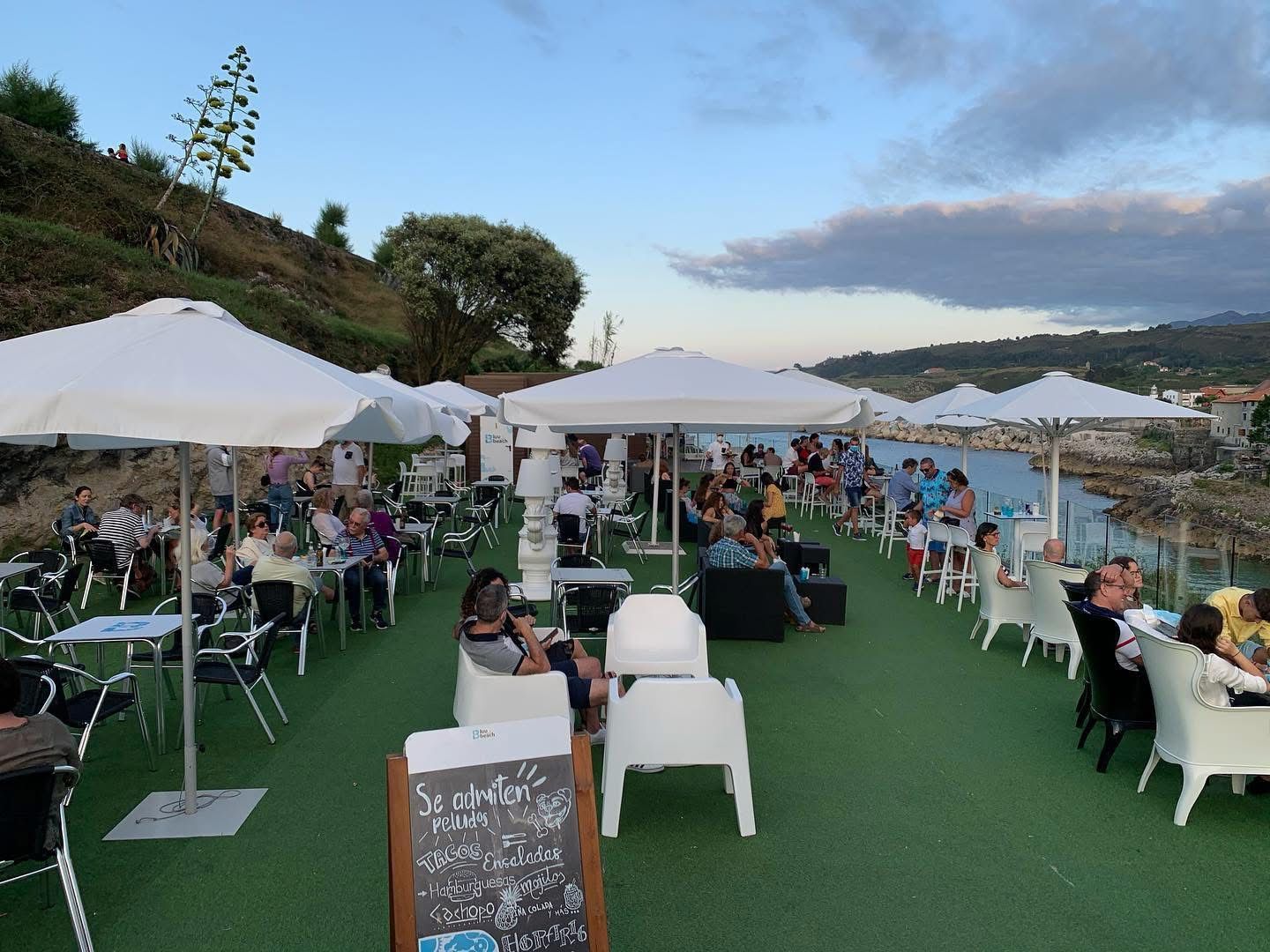 Bluu Beach Café: un referente de sofisticación en el nuevo turismo de lujo en Llanes