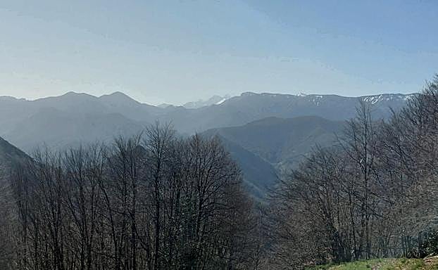 Vistas desde el collau Llagos.