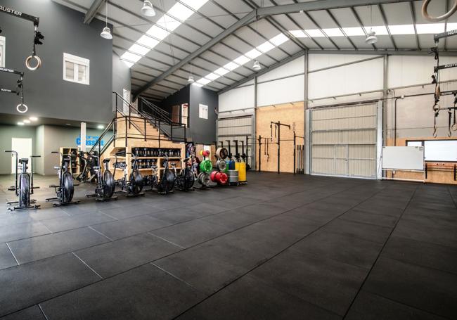 CrossFit Llanes, un auténtico motor de bienestar físico, comunitario y económico en la zona.