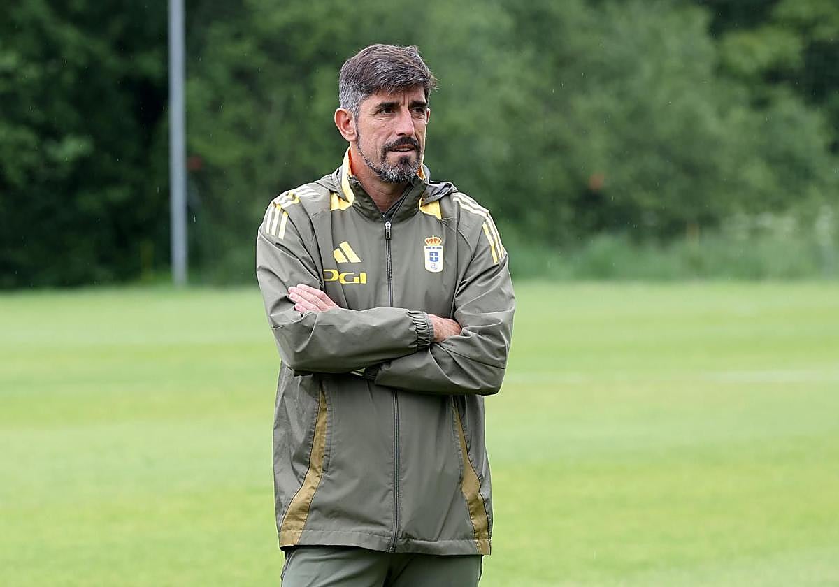 Veljko Paunovic, entrenador del Real Oviedo.