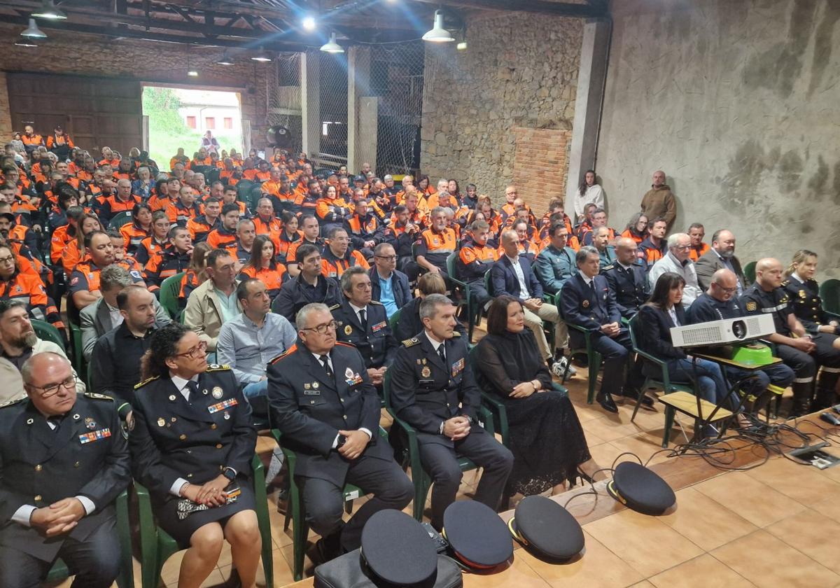 Asturias reconoce a los 700 voluntarios que «ayudan a salvar vidas arriesgando la suya propia»
