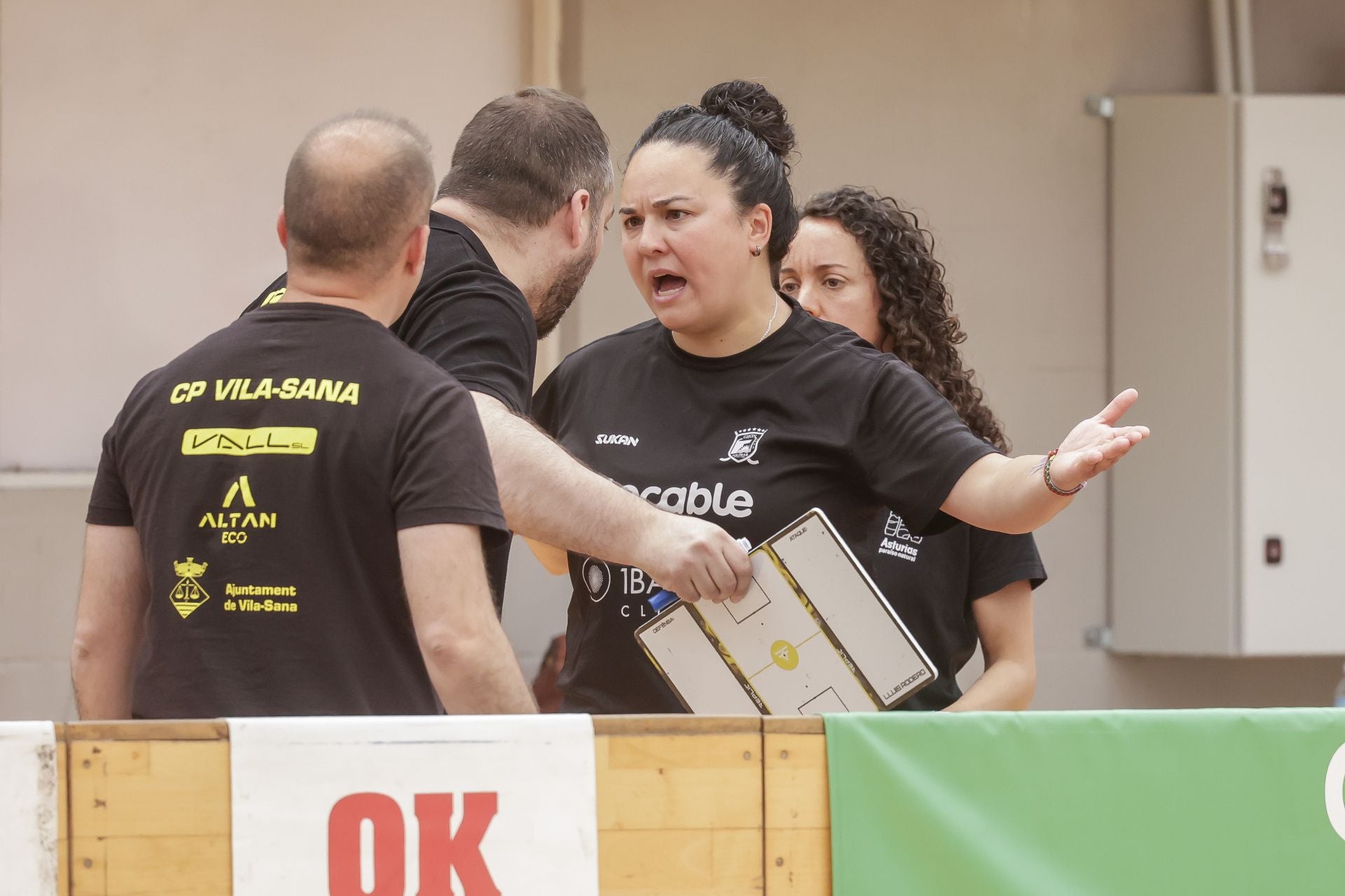 El Telecable, a un paso de la Liga: las mejores fotos de la victoria frente al Vila-Sana