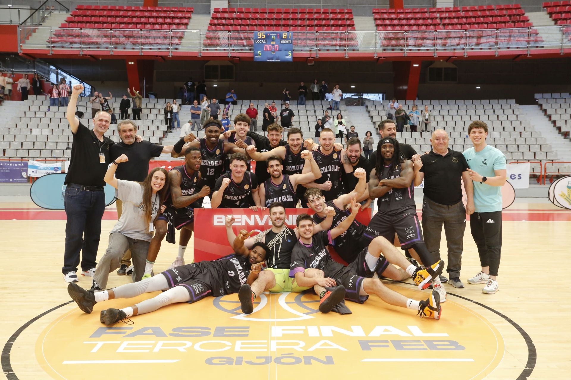 Histórico ascenso del Círculo Gijón Baloncesto: las fotos de una brillante conquista