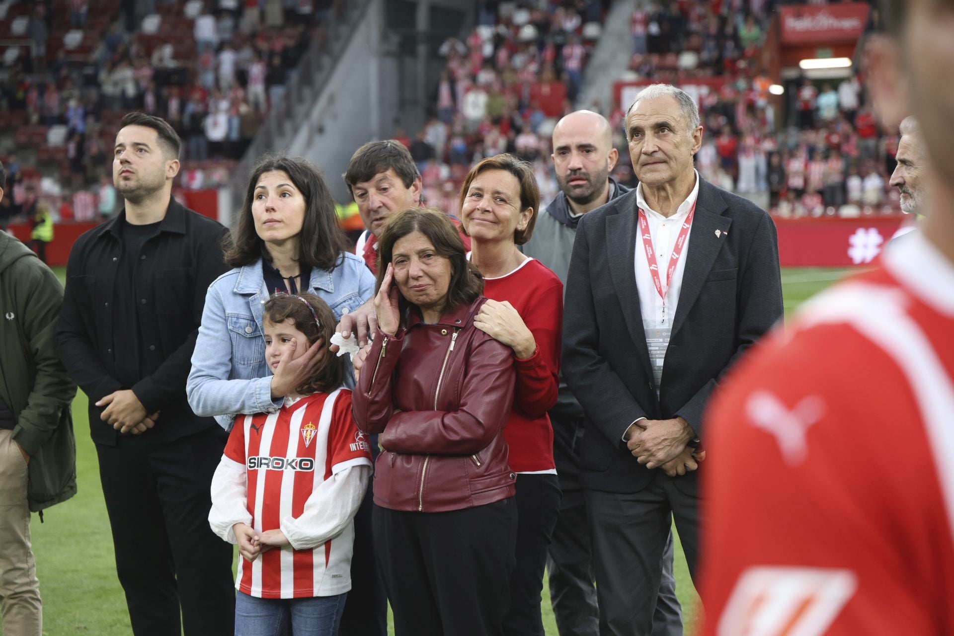 La última de Cote en El Molinón: su emotiva despedida del Sporting de Gijón, en imágenes