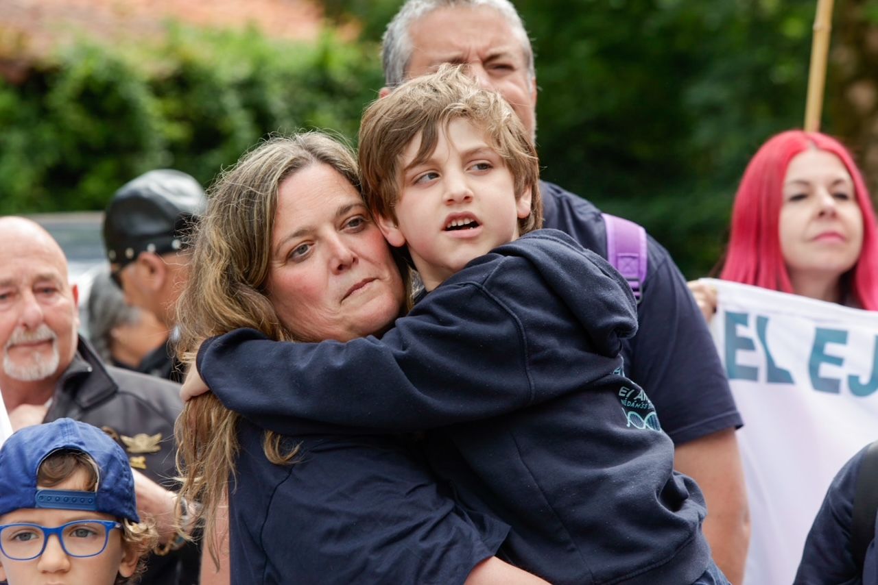 Al grito de ¡Javi, Javi! Así llegó a Covadonga la marcha contra el Nedamss