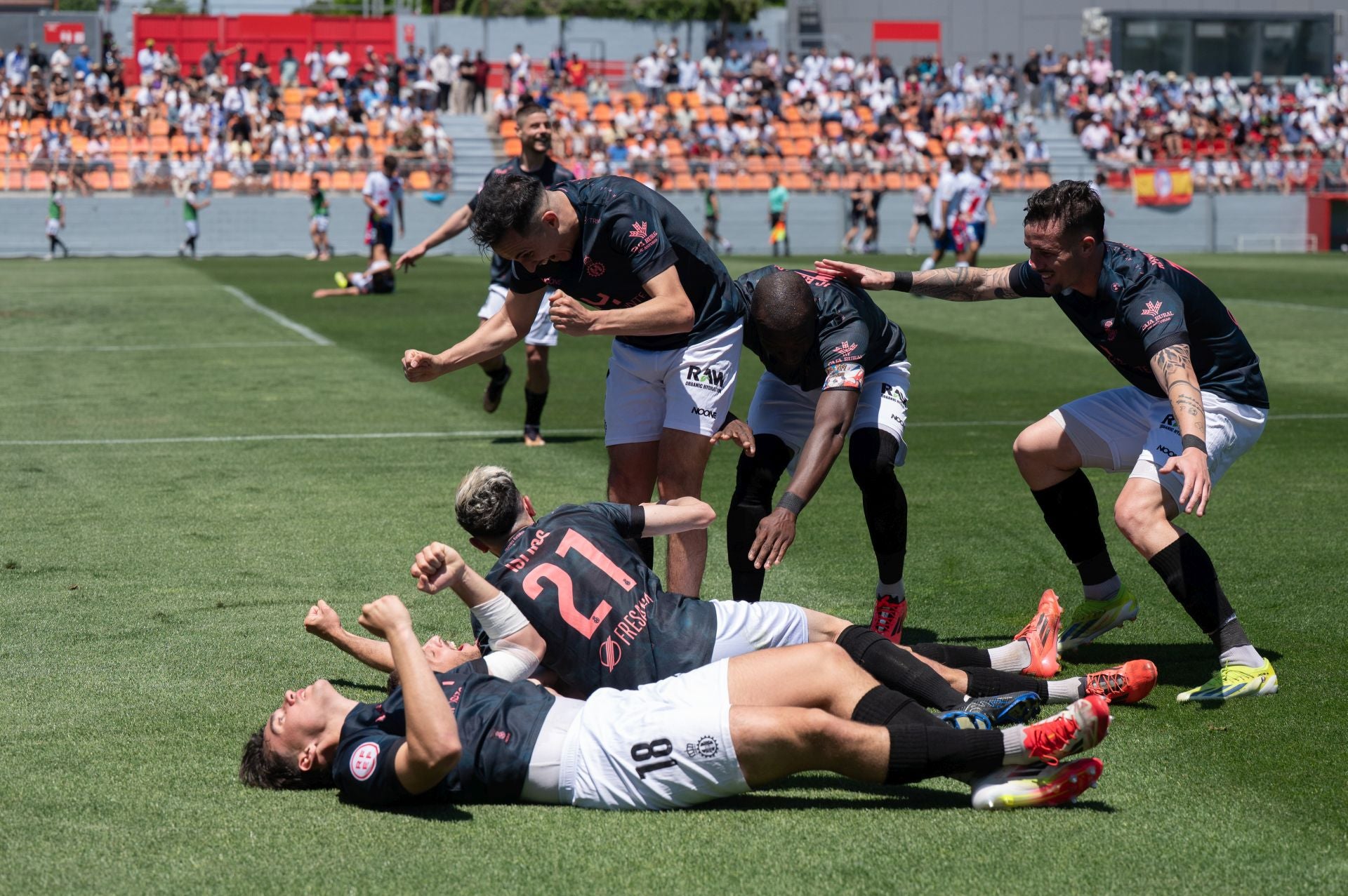 Las mejores fotos del Rayo Majadahonda - Real Avilés