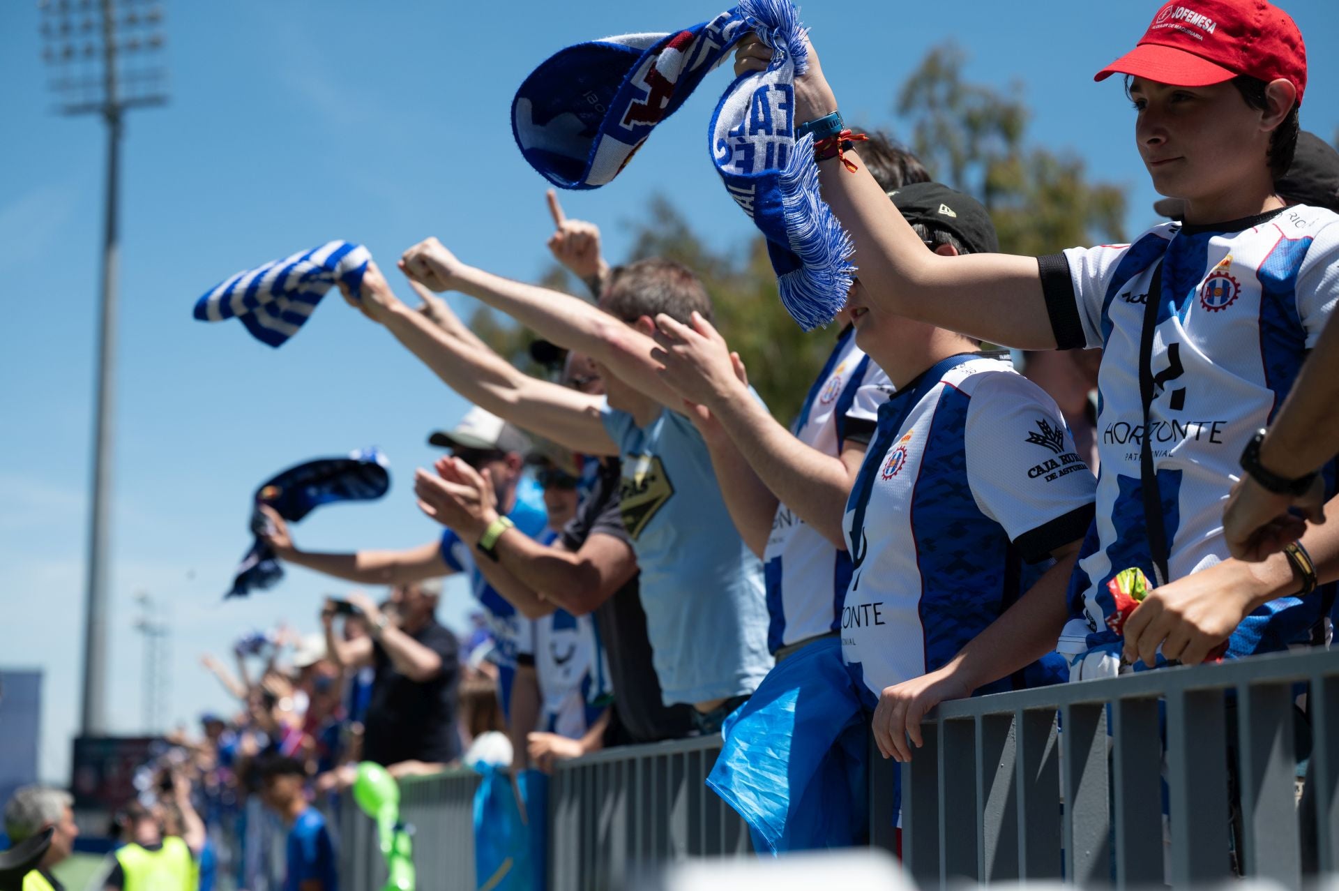 Las mejores fotos del Rayo Majadahonda - Real Avilés